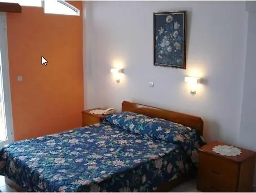 Agios Gerasimos Studios Lourdata  Grekland